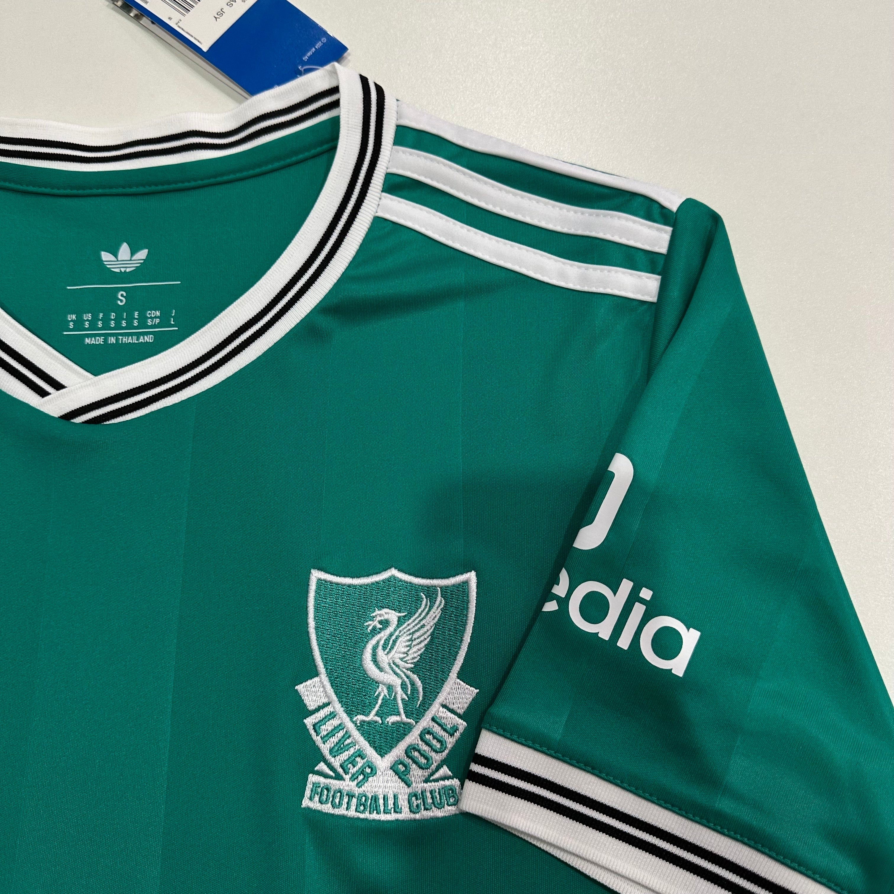 Liverpool Retro Kit – Green Heritage Edition