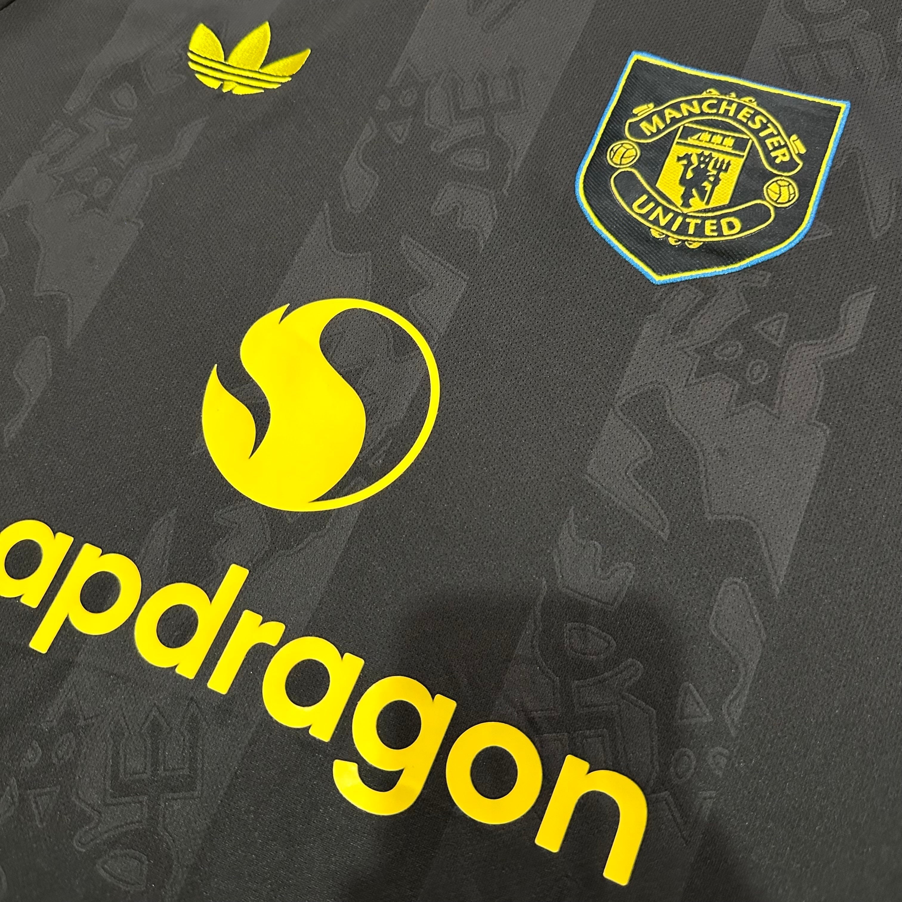 Manchester United Third Kit 2024/25 – Black & Yellow Edition
