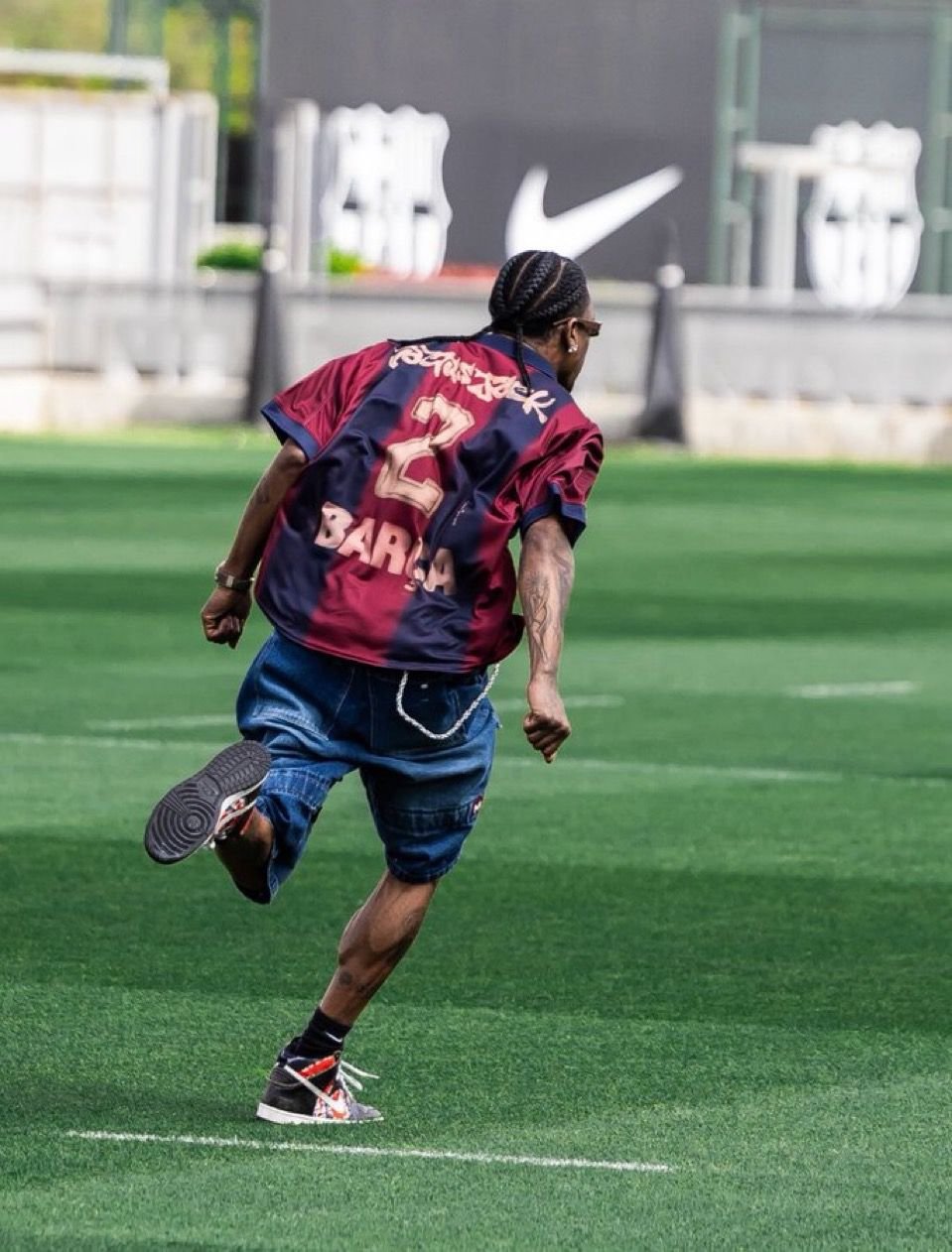 FC Barcelona x Travis Scott Retro - Limited Edition